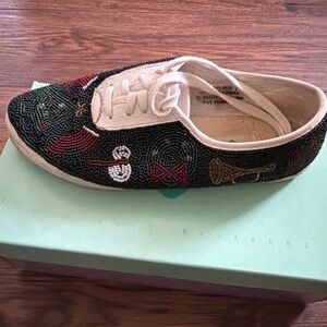 Vintage Beadz “Toyland” Holiday Beaded Sneakers Size 7M – Christmas Theme